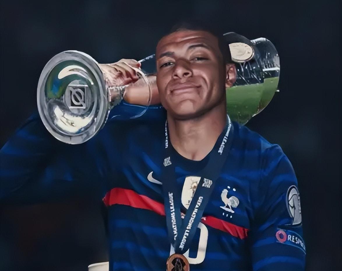 马卡：西甲联盟将于本周五宣布27-28至31-32赛季的转播权归属（马卡：西甲联盟周五公布27-28至31-32赛季转播权归属）