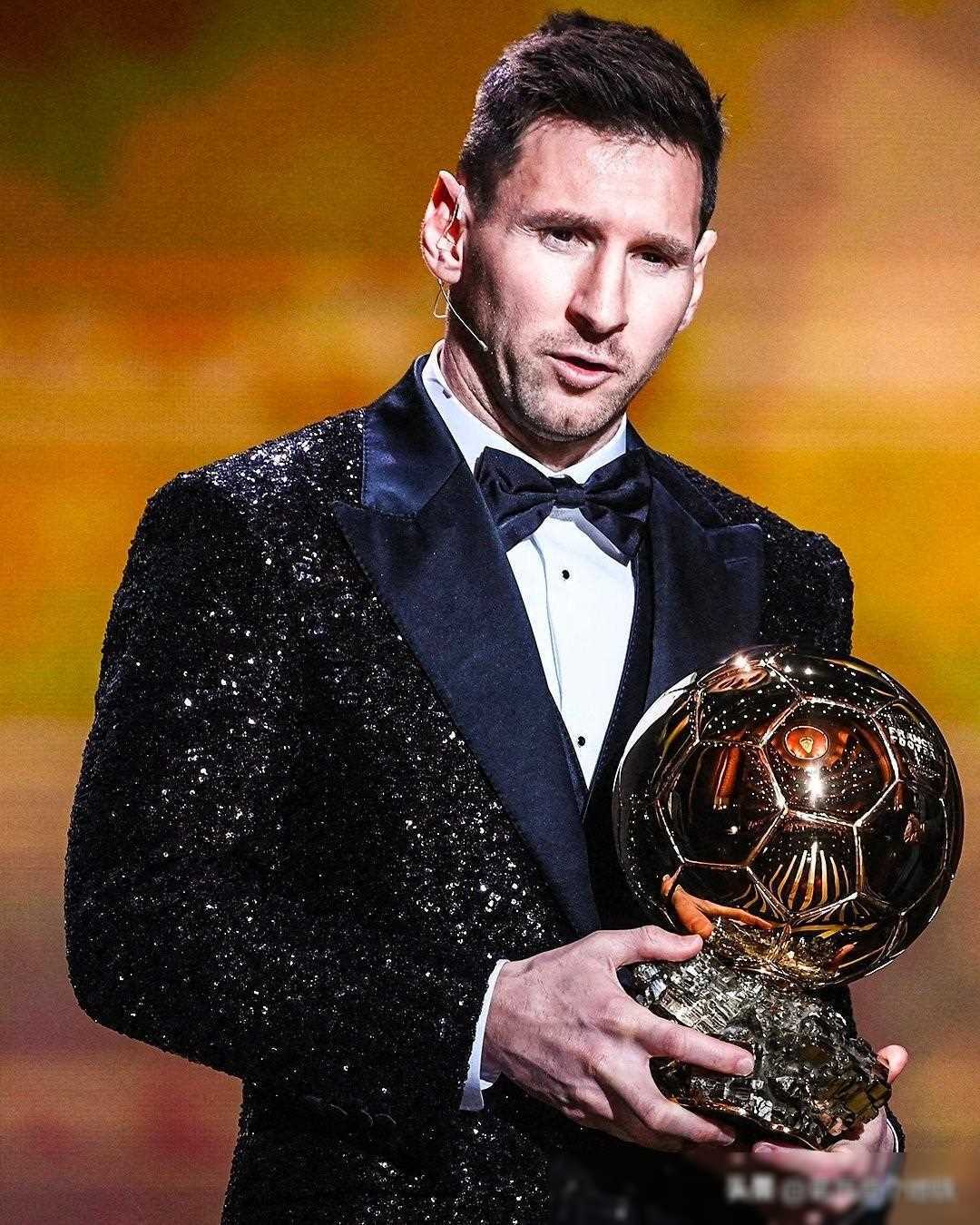 斯基拉：马竞有意埃德松，球员与亚特兰大尚未达成续约协议（斯基拉：马竞想签埃德松，其与亚特兰大续约谈判尚无结果）