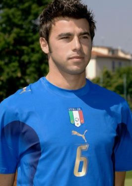 诺伊尔：上半场你能看到谁是更强的队伍；下半场比赛完全不同（诺伊尔：上半场高下立见，下半场完全是另一回事）