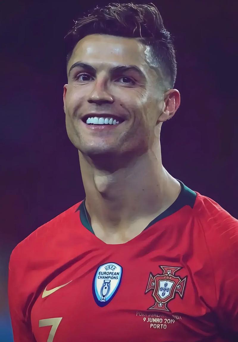 仅用398分钟就送出5次助攻！谢尔基效率超B费领跑英超（398分钟5助攻，谢尔基效率力压B费，登顶英超）