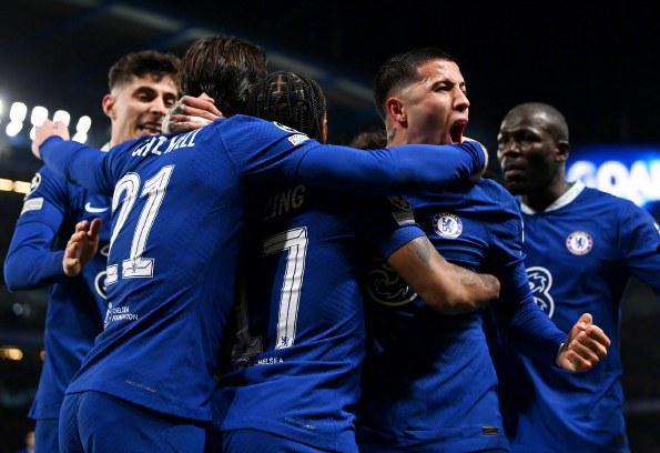 NBA球队战术解析：雄鹿防守策略调整,（雄鹿防守策略革新：NBA战术解读）