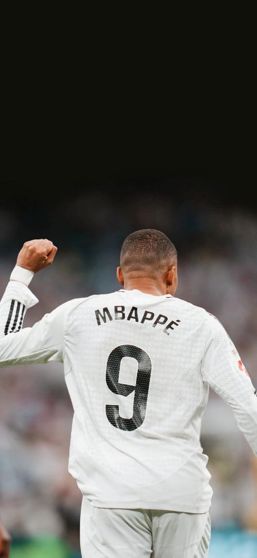 就在今天，12月6日下午！中超传来了山东鲁能、韩鹏和上海申花的新消息（12月6日下午，中超传出关于山东鲁能、韩鹏与上海申花的最新消息）